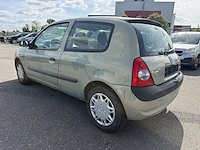 Renault clio iii 1 2i 16v eco generique, 2002 - afbeelding 30 van  32