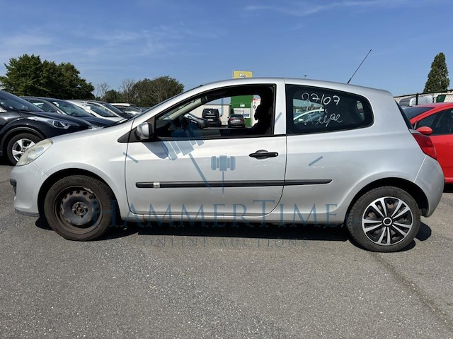 Renault clio iii 1.2i 16v authentique, 2007 - afbeelding 8 van  38