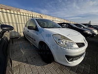 Renault clio iii 1.2i 16v authentique, 2008 - afbeelding 23 van  33