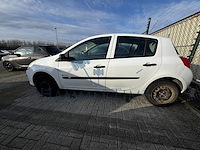 Renault clio iii 1.2i 16v authentique, 2008 - afbeelding 30 van  33