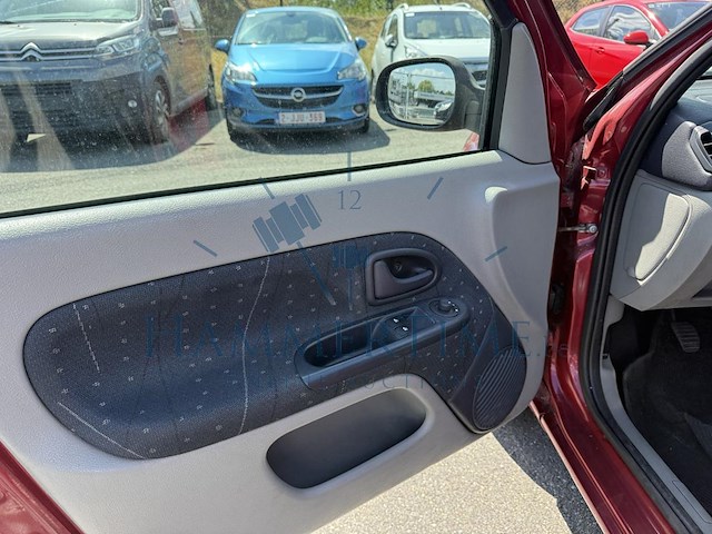 Renault clio iii 1.2i 16v community, 2003 - afbeelding 24 van  26