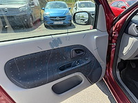 Renault clio iii 1.2i 16v community, 2003 - afbeelding 24 van  26