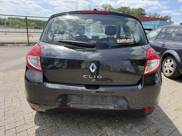 Renault clio iii phase 1 5 dci 20th fap, 2011 - afbeelding 26 van  30