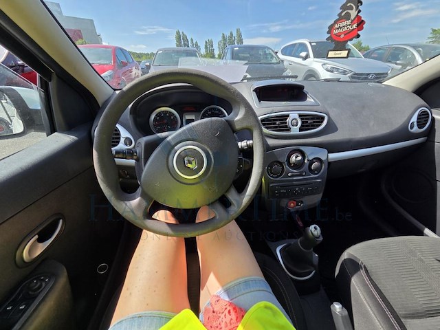 Renault clio iii phase 1.2i expression 75, 2011 - afbeelding 13 van  43