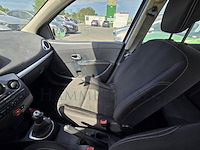 Renault clio iii phase 1.2i expression 75, 2011 - afbeelding 20 van  43