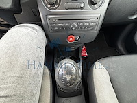 Renault clio iii phase 1.5 dci authentique eco, 2010 - afbeelding 7 van  37