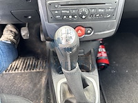 Renault clio iii phase ii 1.5 dci ice-watch fap, 2011 - afbeelding 8 van  27