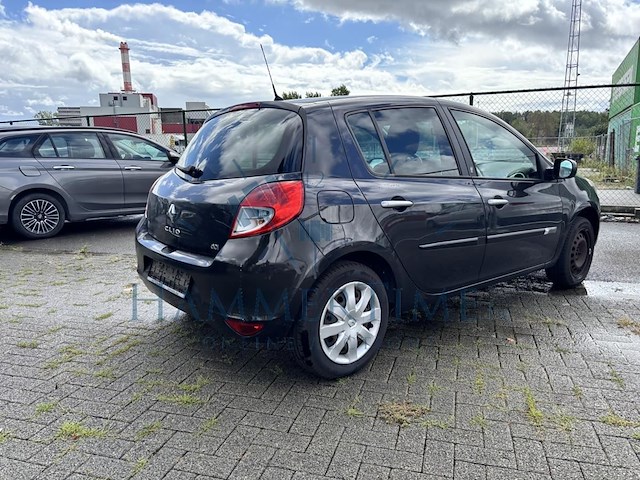 Renault clio iii phase ii 1.5 dci ice-watch fap, 2011 - afbeelding 23 van  27
