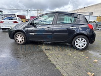 Renault clio iii phase ii 1.5 dci ice-watch fap, 2011 - afbeelding 26 van  27