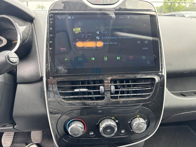 Renault clio iv 1.5 dci expression, 2014 - afbeelding 6 van  33