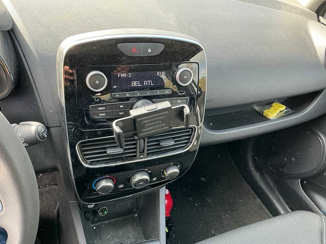 Renault clio personenauto - afbeelding 18 van  25