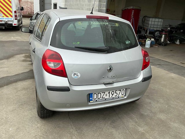 Renault clio personenauto - afbeelding 6 van  12