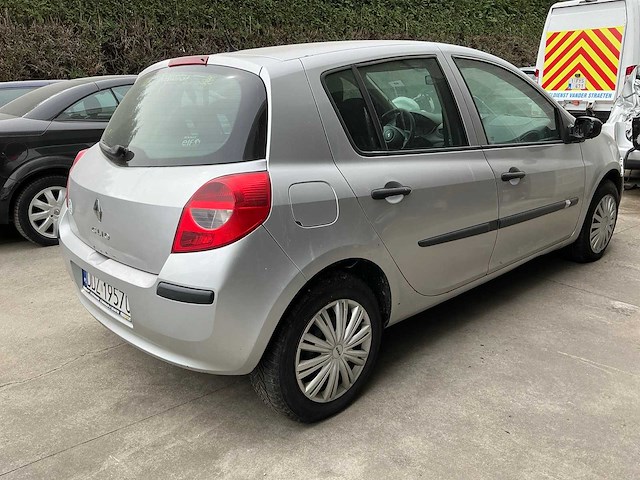 Renault clio personenauto - afbeelding 7 van  12