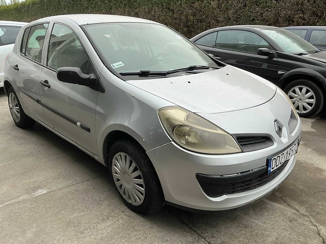 Renault clio personenauto - afbeelding 8 van  12