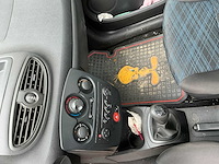 Renault clio personenauto - afbeelding 12 van  12