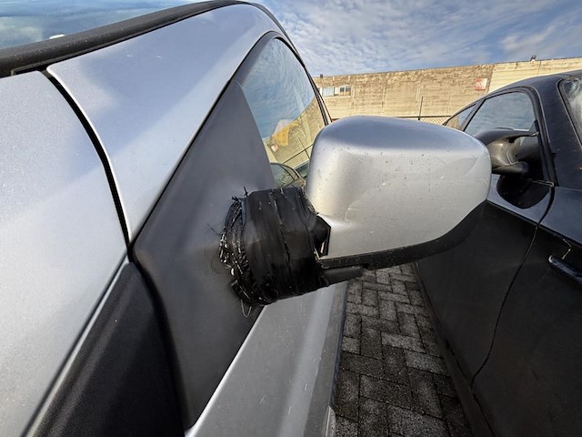 Renault clio sw.phase ii expression, 2010 - afbeelding 17 van  31