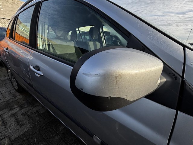 Renault clio sw.phase ii expression, 2010 - afbeelding 22 van  31