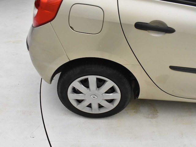 Renault clio - afbeelding 19 van  38