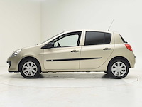 Renault clio - afbeelding 33 van  38