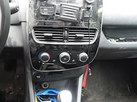 Renault clio - afbeelding 4 van  24