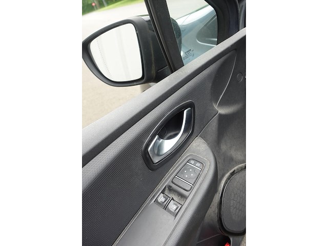 Renault clio - afbeelding 22 van  24