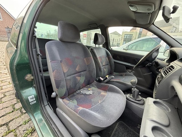 Renault clio - afbeelding 9 van  26