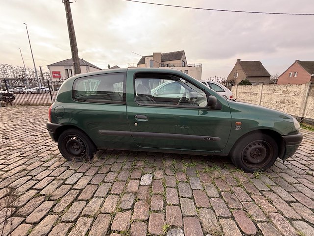 Renault clio - afbeelding 16 van  26