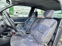 Renault clio - afbeelding 2 van  27