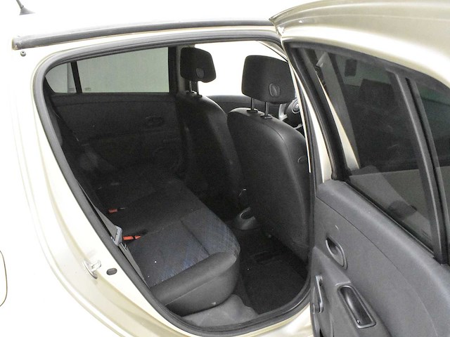 Renault clio - afbeelding 17 van  39