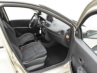 Renault clio - afbeelding 18 van  39