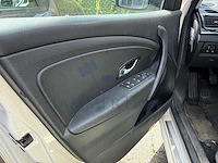 Renault fluence 1 6i dynamique, 2013 - afbeelding 27 van  30