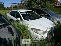 Renault fluence, enkel voor erkende centra voor het depollueren, ontmantelen en vernietigen van afgedankte voertuigen - afbeelding 1 van  7