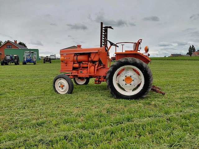 Renault junior vintage tractor - afbeelding 3 van  5