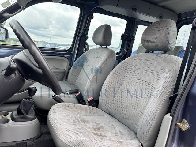 Renault kangoo 1.2i 16v authentique confort,2005 - afbeelding 2 van  37