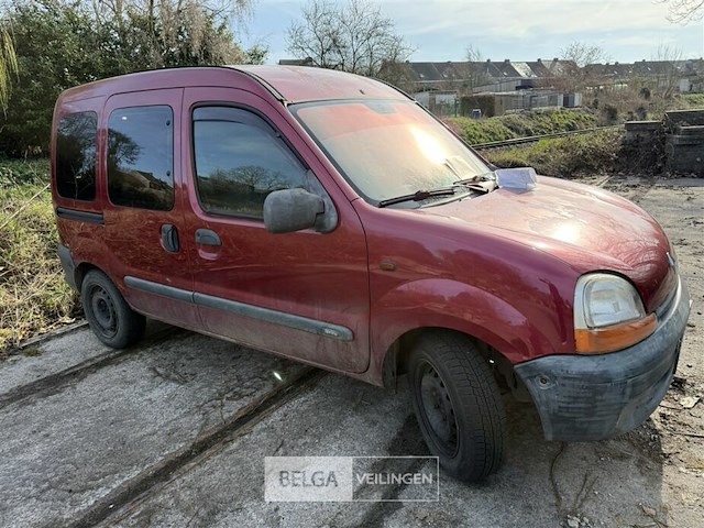 Renault kangoo, enkel voor vergunninghouders en erkende centra voor verschrotting - afbeelding 1 van  11