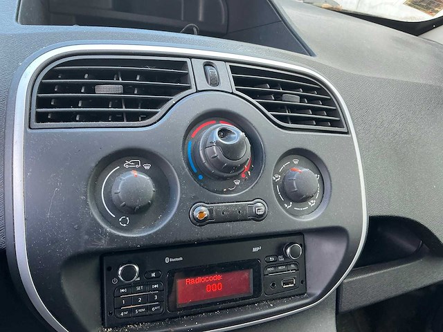 Renault kangoo lichte vrachtwagen - afbeelding 18 van  28