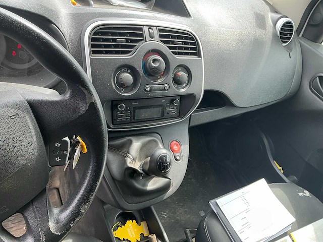 Renault kangoo lichte vrachtwagen - afbeelding 2 van  9