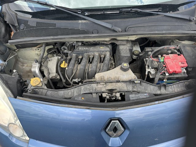 Renault kangoo phase ii 1.6i zen,2013 - afbeelding 15 van  31