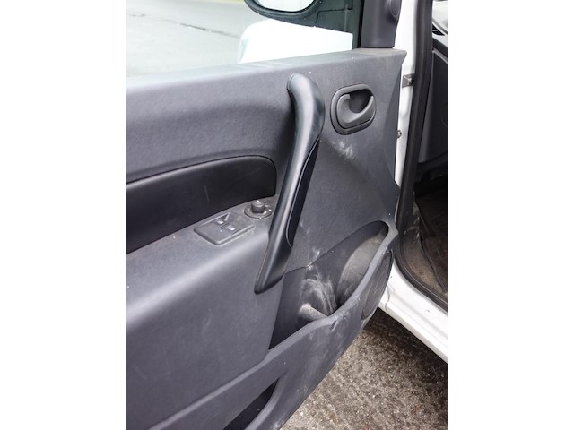 Renault kangoo ze - afbeelding 18 van  20