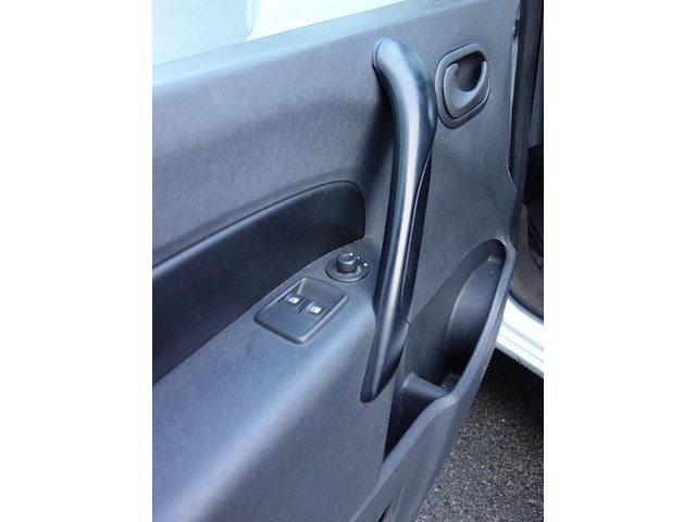 Renault kangoo ze - afbeelding 17 van  19