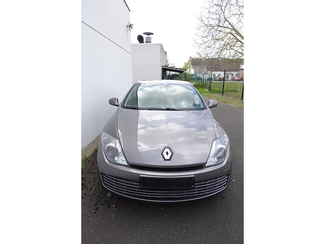 Renault laguna coupé - afbeelding 12 van  24