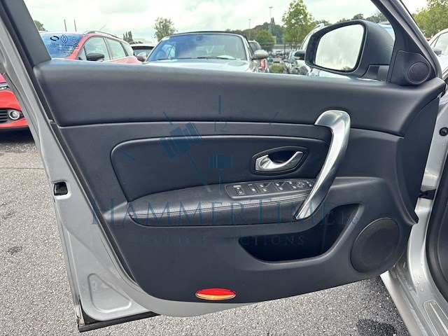 Renault latitude 2.0 dci privilege fap, 2012 - afbeelding 33 van  33