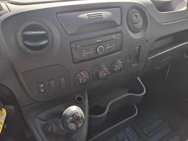 Renault master 2300 dci - afbeelding 1 van  3