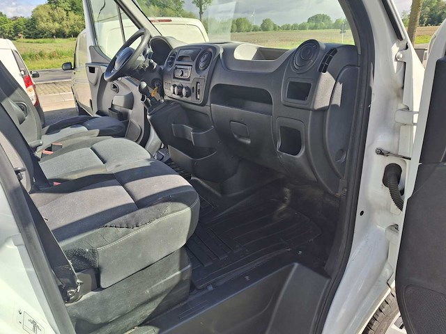 Renault master 2300 dci - afbeelding 30 van  30