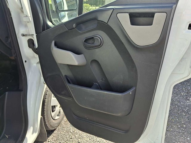 Renault master 2300 dci - afbeelding 2 van  3