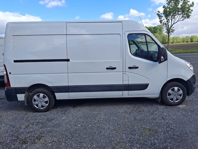 Renault master 2300 dci - afbeelding 21 van  30