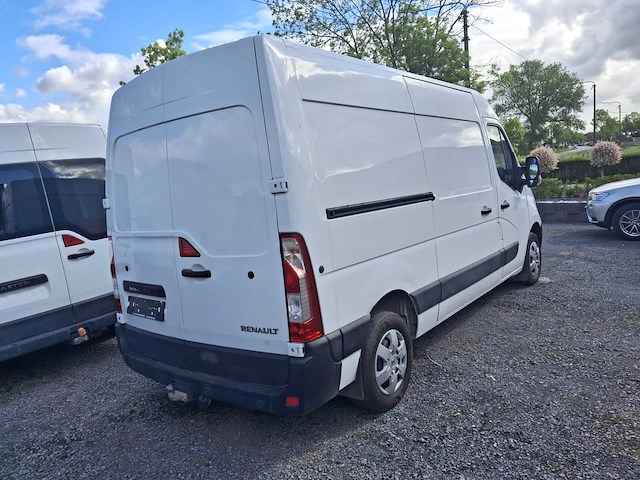 Renault master 2300 dci - afbeelding 23 van  30