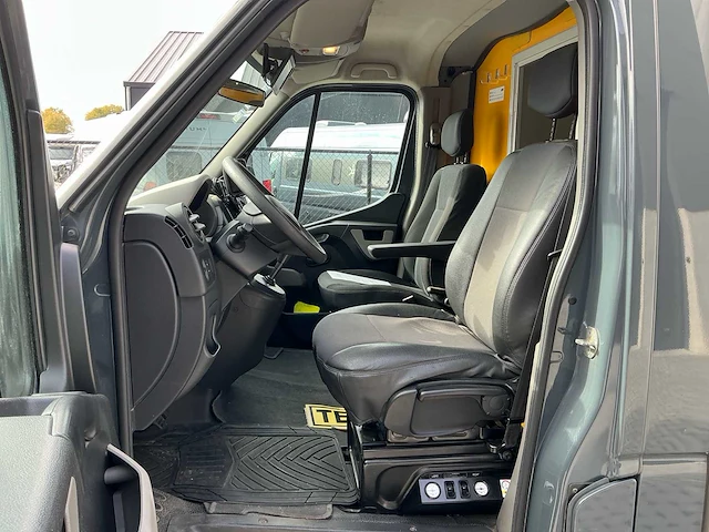 Renault master bedrijfswagen - 170 pk – automaat – goed uitgerust – 360° camerasysteem – hulpluchtvering - afbeelding 2 van  48