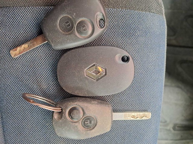 Renault master bedrijfswagen - afbeelding 3 van  4