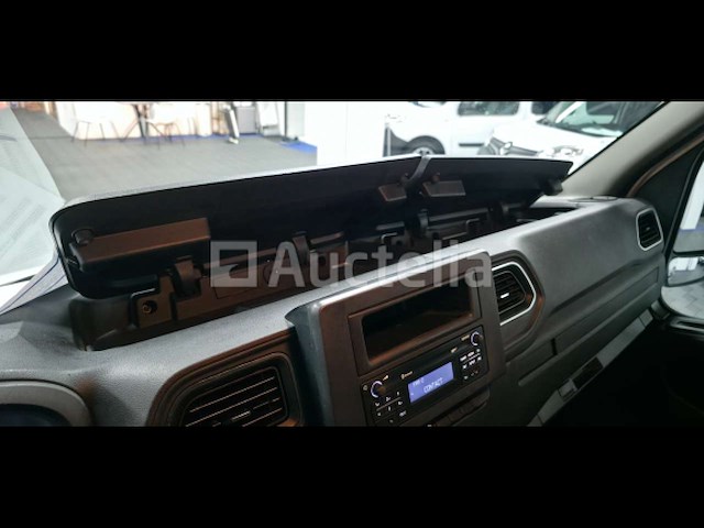 Renault master l3h2* 2,3 dci - 150 pk. * dakdrager met ladder + amecam planken - afbeelding 29 van  31